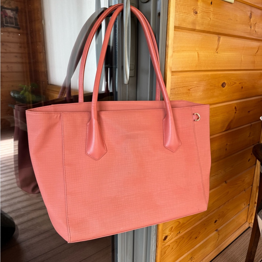 Dange Dover - Signature Tote